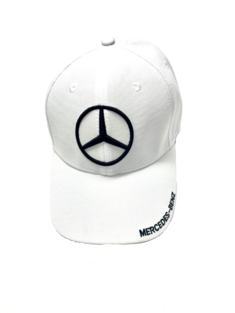 Bílá kšiltovka s logem na kšiltu Mercedes Benz