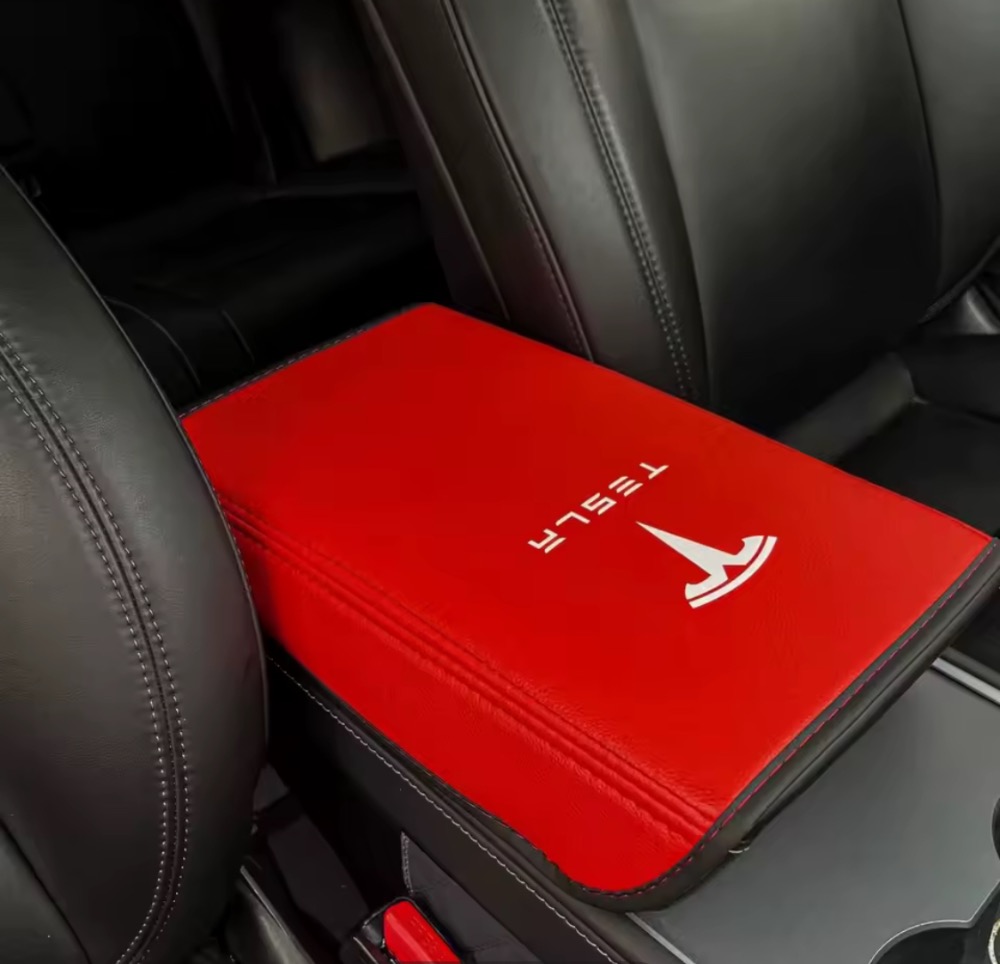 Potah loketní opěrky pro Tesla model 3 a Y
